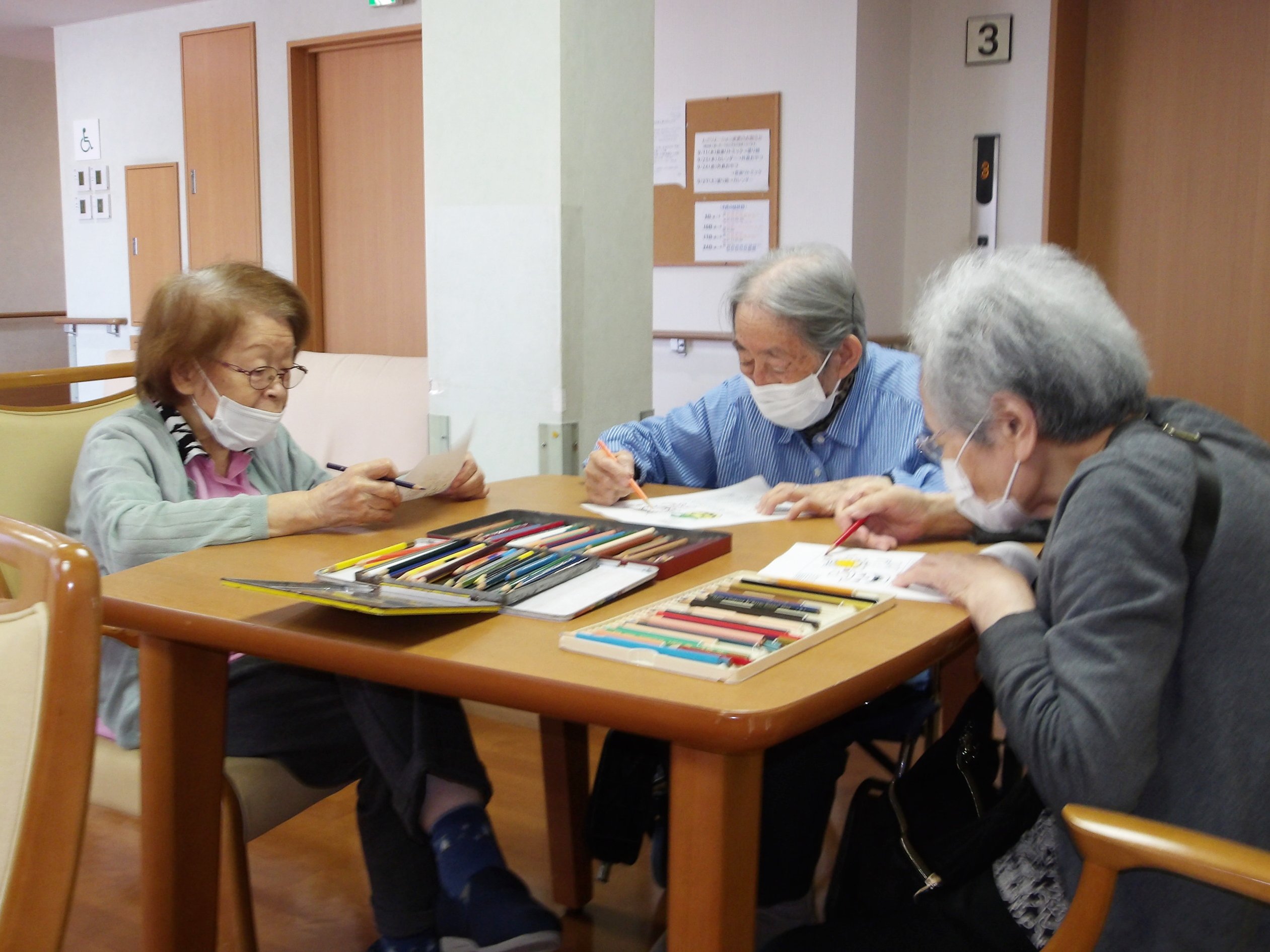 10月のカレンダー作り-5　ニチイホーム東府中